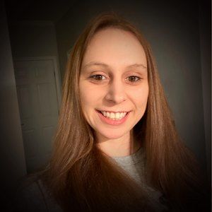 Meet your Posher, Abigial